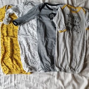 Gerber sleep gown set